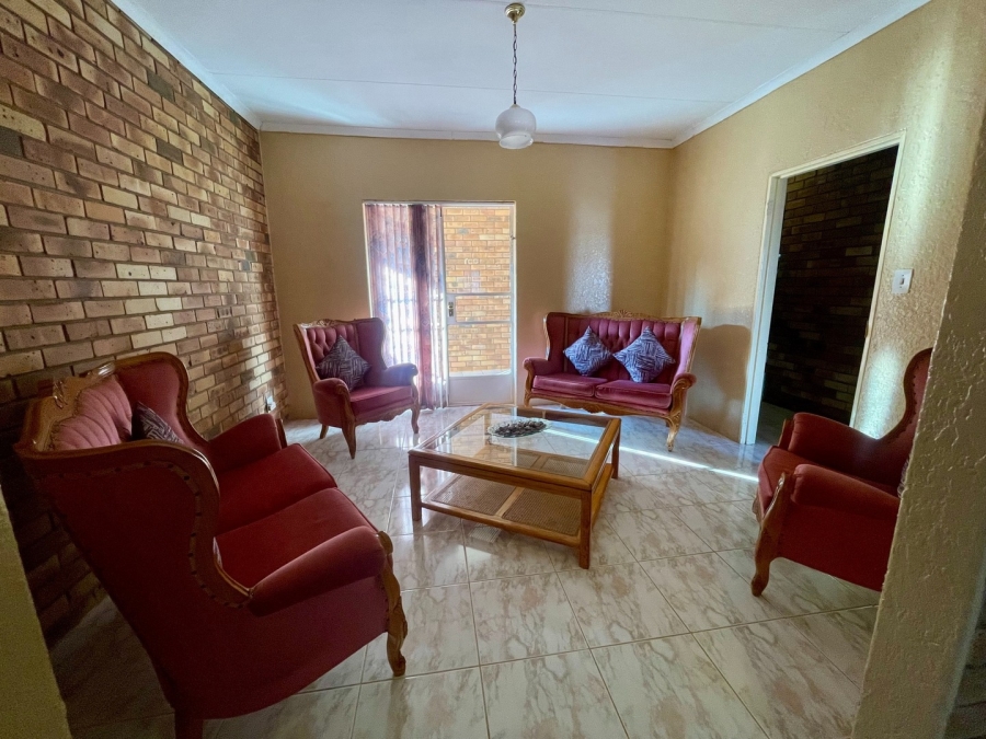 3 Bedroom Property for Sale in Flamwood North West